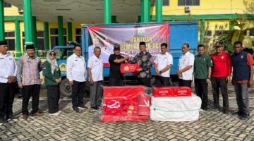 Penyerahan bantuan Bufferstock logistik Bencana dari pemerintah Aceh kepada Bapak Bupati Aceh Tamiang