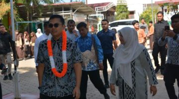 Pemerintah Kota Langsa Peduli Pendidikan, Salurkan Bantuan Sekolah Pasca-Banjir