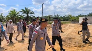 Kapolda Aceh Tinjau Progres Pembangunan Huntap untuk Korban Banjir di Simpang Kanan.