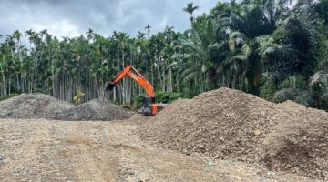 TMMD Ke-127 Kodim 0111/Bireuen Laksanakan Pengambilan Material untuk Pengerasan Jalan.