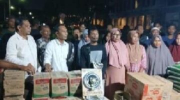 Bantuan Muzakir Manaf Tiba di Tenda Pengungsi Bireuen, Korban Banjir Masih Menanti Kepastian Hunian