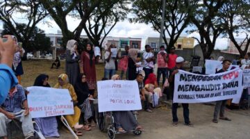 KOALISI GERAKAN SIPIL BIREUEN GELAR AKSI DAMAI, DESAK TRANSPARANSI DANA BANJIR