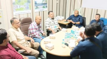 Perumda Tirtanadi Medan terima kunjungan tokoh pemuda Medan Permai , Ketua A-PPI Sumut, mendukung komitmen tingkat kan layanan.