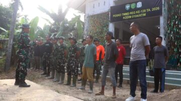 Pastikan TMMD Lancar, Satgas Kodim 0104/Atim Apel Pagi di Alue Canang: 8 Wajib TNI Jadi Pegangan