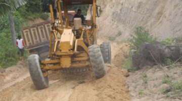 Hari ke-5 TMMD 128 Aceh Timur: Satgas Kebut Timbun & Ratakan Jalan Penghubung Desa, Buka Akses Ekonomi Warga