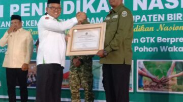Pemkab Bireuen Raih Penghargaan dari Kemenag RI atas Kontribusi Luar Biasa di Sektor Keagamaan dan Pendidikan