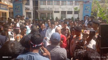 Respons Aksi Warga, Walikota Langsa Pastikan Bantuan Banjir Cair Sesuai Juknis Tanpa Diskriminasi