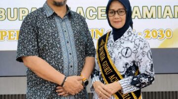 Hadir di Pelantikan Bunda & Dewan Pakar PGRI, Bupati Armia Pahmi: Ini Momentum Perkuat Pendidikan Pascabencana
