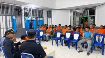Rutan Ambon Bersama TNI/Polri Gelar Razia Insidentil, Tes Urine 30 Warga Binaan Negatif Narkoba