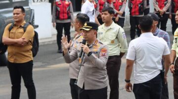 Kapolrestabes Medan Tekankan Personel Tetap Sabar dan Humanis Saat Melayani Aksi Massa KBMN