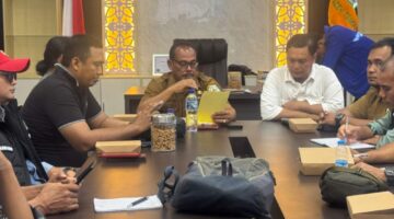 Plt. Sekda Aceh Tamiang Buka Focus Group Discussion (FGD) Penelitian Mitigasi Banjir Berbasis GEO-AI