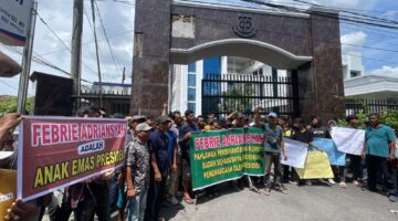Massa Hotma Dukung Mantan Jampidsus Karena Pernah Menyelamatkan Kerugian Negara Sekitar Rp 430 Triliun