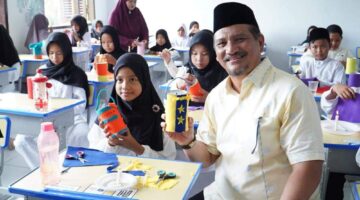 Bupati Aceh Tamiang: Kehadiran Ayah di Hari Pertama Sekolah Bentuk Mental Anak