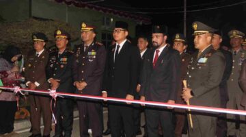 MENYALA DALAM KEHORMATAN, MENGENANG JASA PAHLAWAN