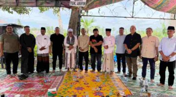 Ketua DPRA Melayat ke Rumah Duka Ibunda Abon Yunus di Aceh Timur