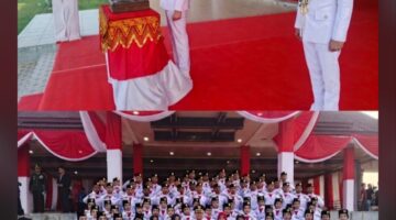 T.Zainal Abidin Pimpin Upacara Penurunan Bendera Merah Putih HUT RI Ke-81