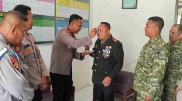 Polsek Kejuruan Muda Beri Surprise HUT TNI ke-81, Perkuat Sinergi TNI-Polri