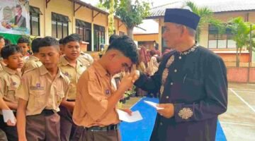 MTsN 5 Bireuen Santuni Puluhan Anak Yatim dan Piatu.